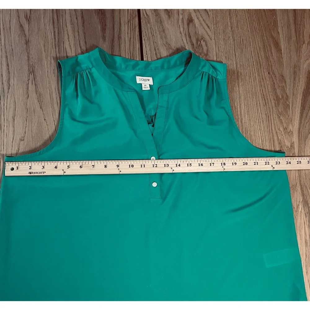 J.Crew Sleeveless Henley Blouse Womens XL Green Classic Preppy Office Wear Top